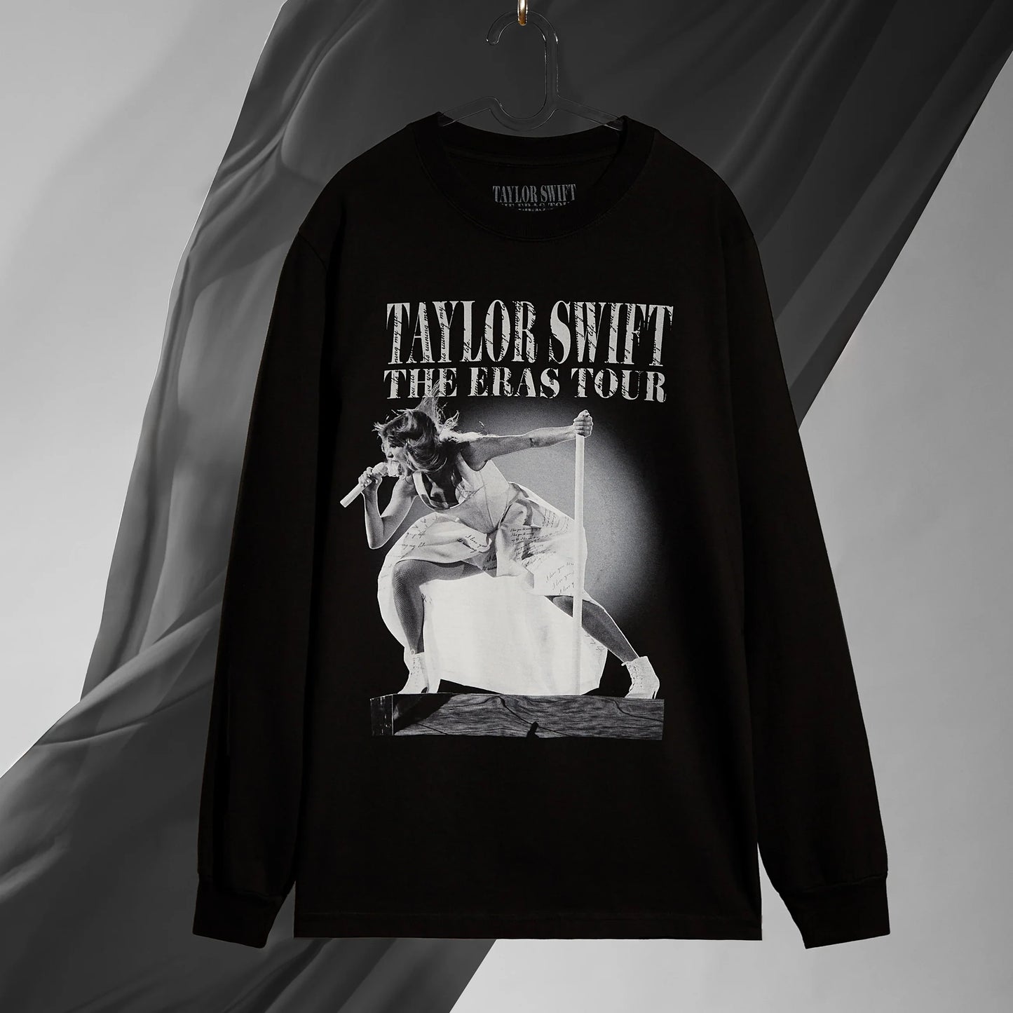 Taylor Swift | The Eras Tour TTPD Live Photo Longsleeve Oversized T-Shirt